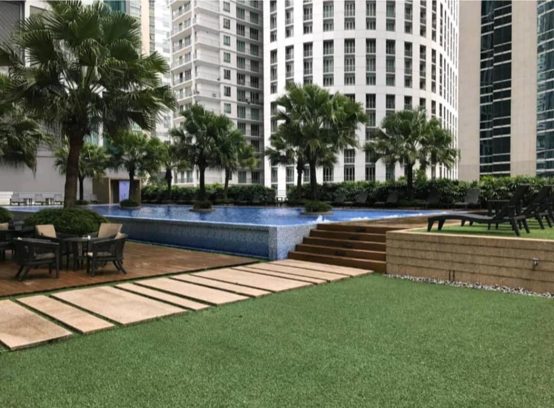 Soho Suites Klcc Kuala Lumpur Exterior photo